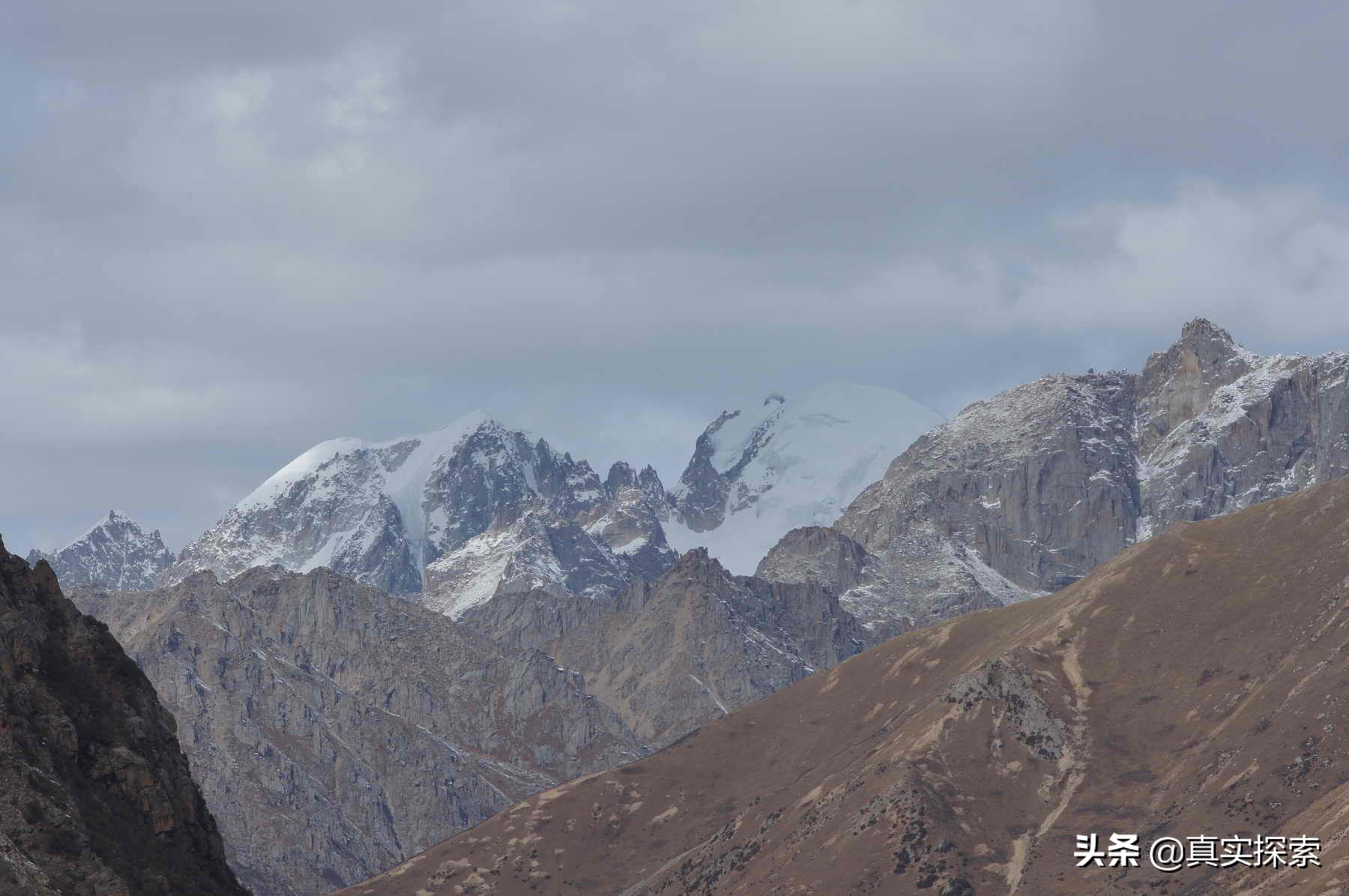 陆风x9翻越雀儿山视频,陆风x9川藏自驾游