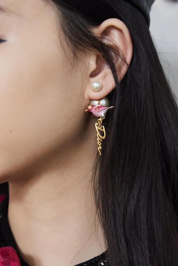 迪奥dior2020走秀冬季款运动鞋,dior2012春夏走秀视频完整版