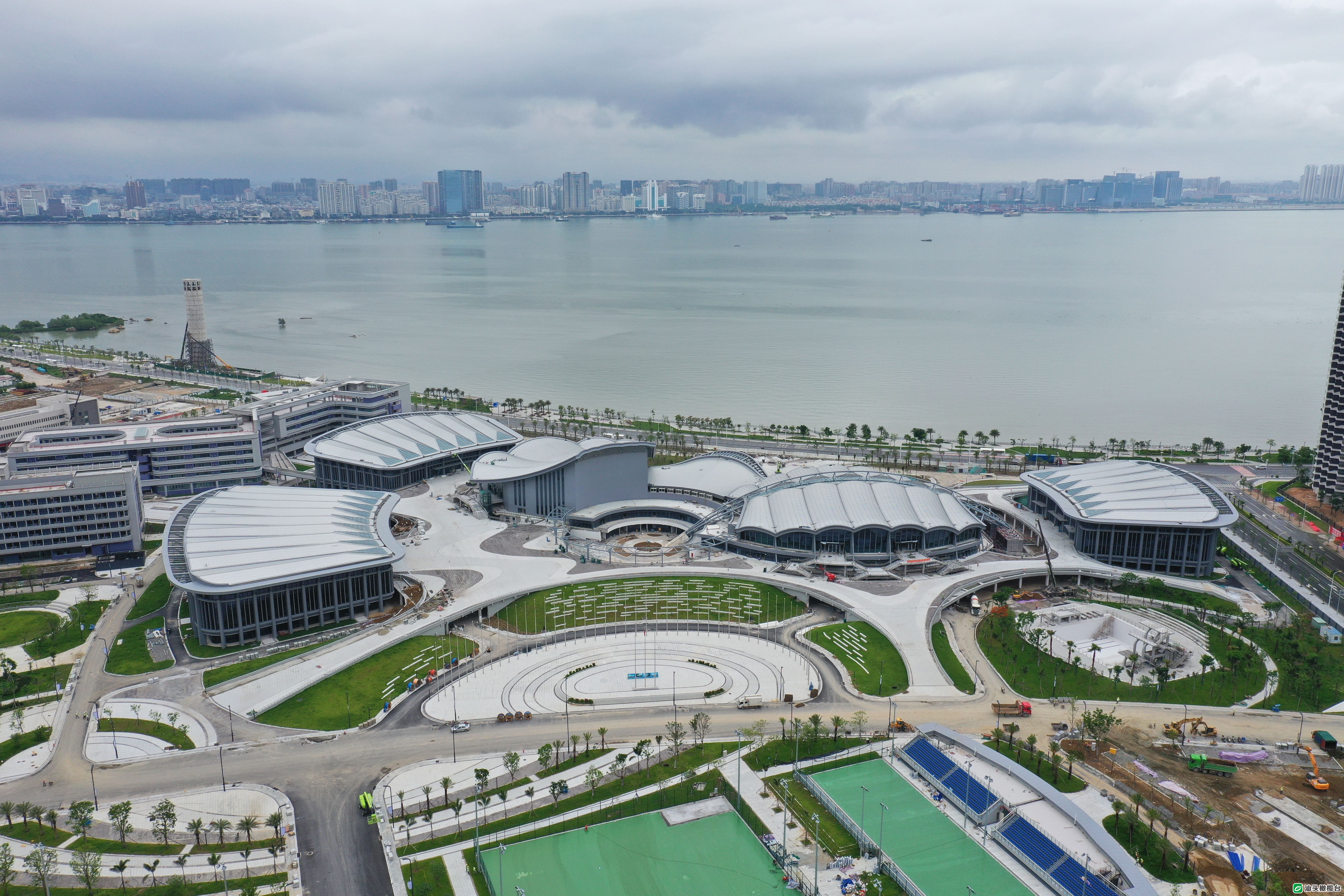 閲戠爞涓夋潕,姹曞ご閲戠爞涓夋潕