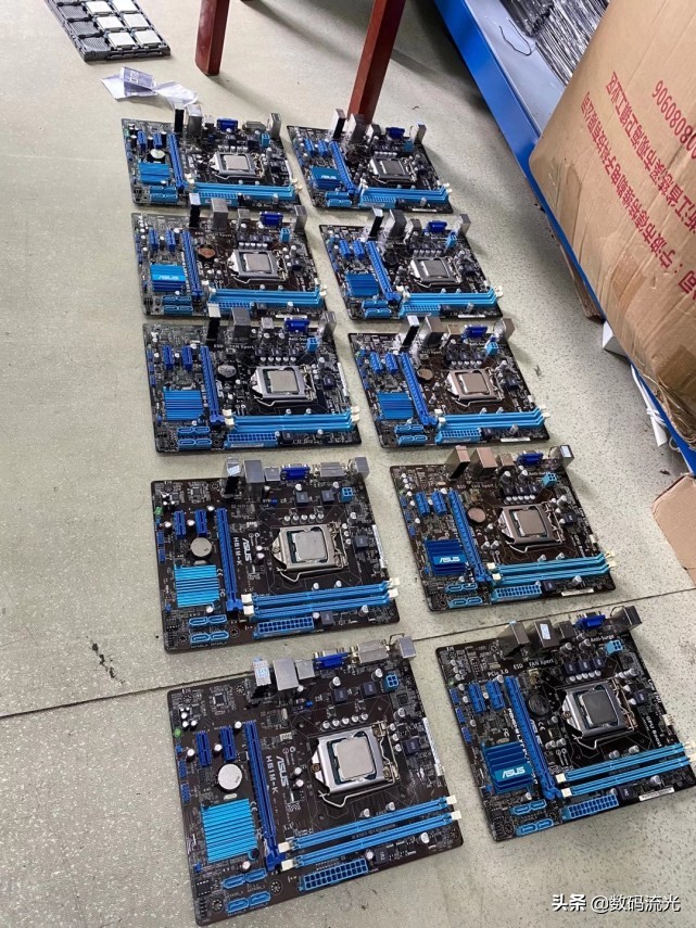 朋友组装6000元电脑,十台电脑组装