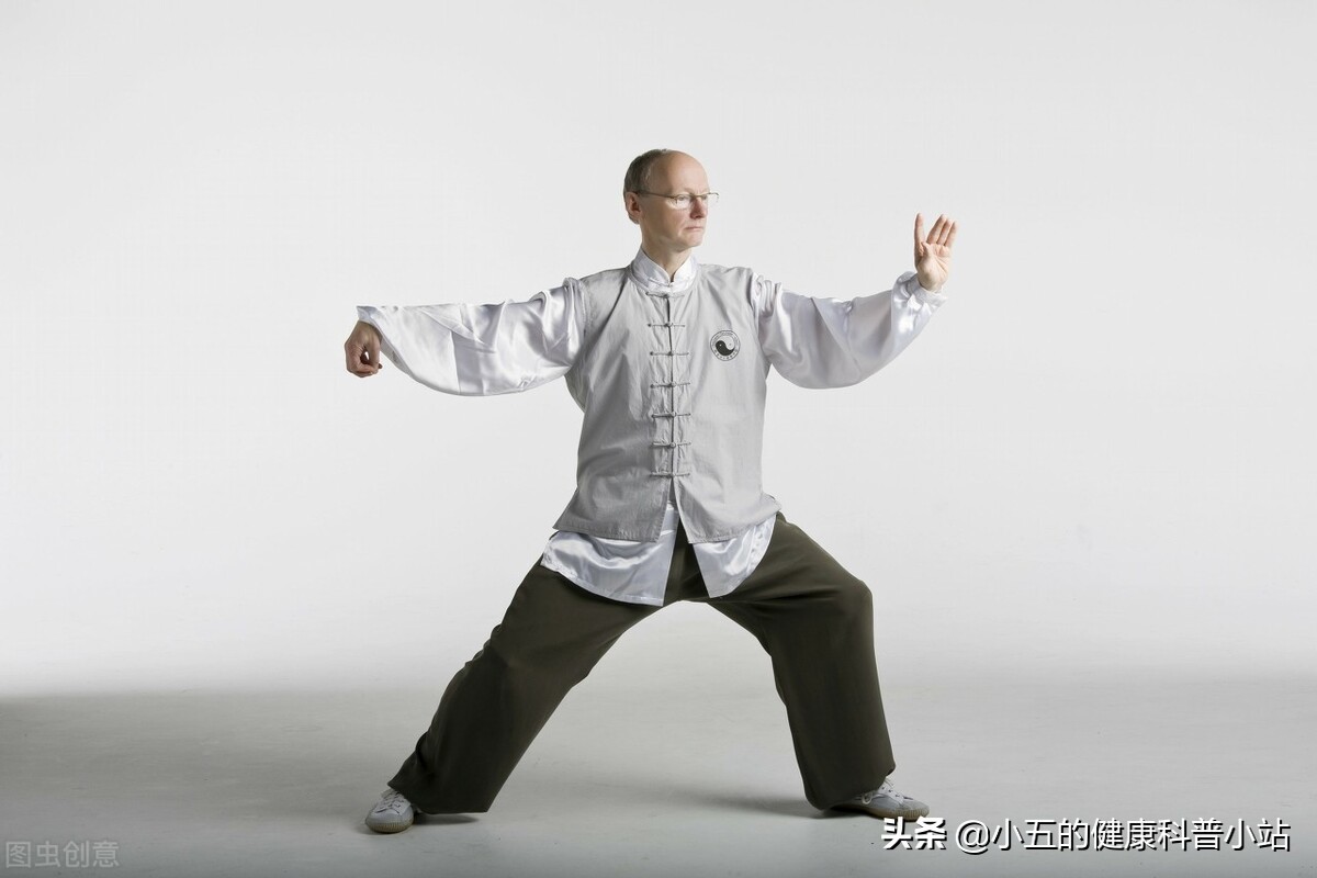 老人身上有味道是因为不洗澡吗,老年人身体的老人味消失了好吗