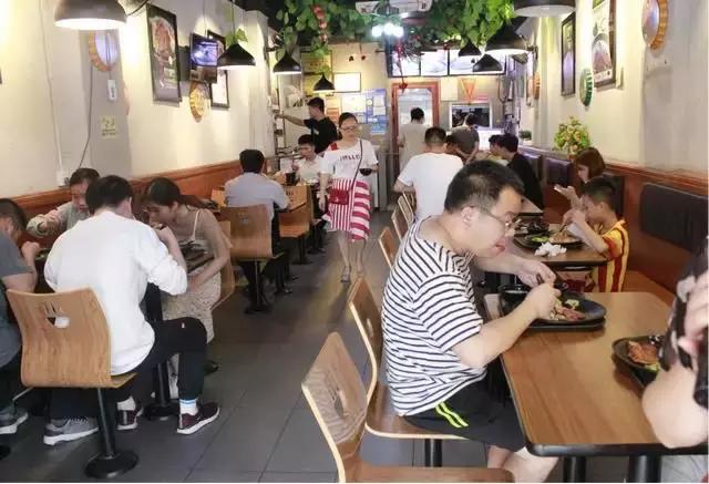 加盟餐饮去哪里加盟比较放心,特色餐饮加盟连锁店