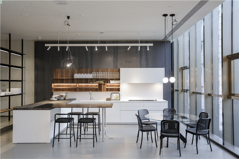 对话克拉斯家居：生活的收获是生活——《ELLEDECO家居廊》专访