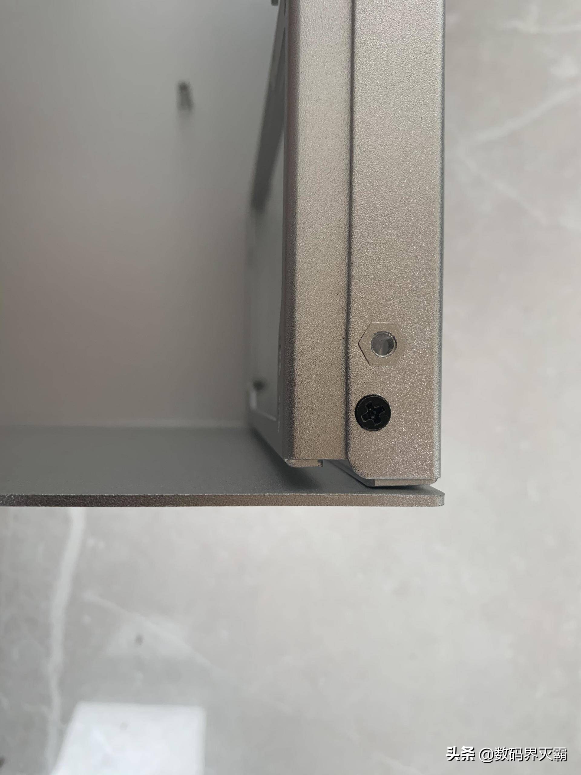 电脑小白穷折腾,我需要一台小机箱,雷匠,Rayarti-M3机箱使用分享