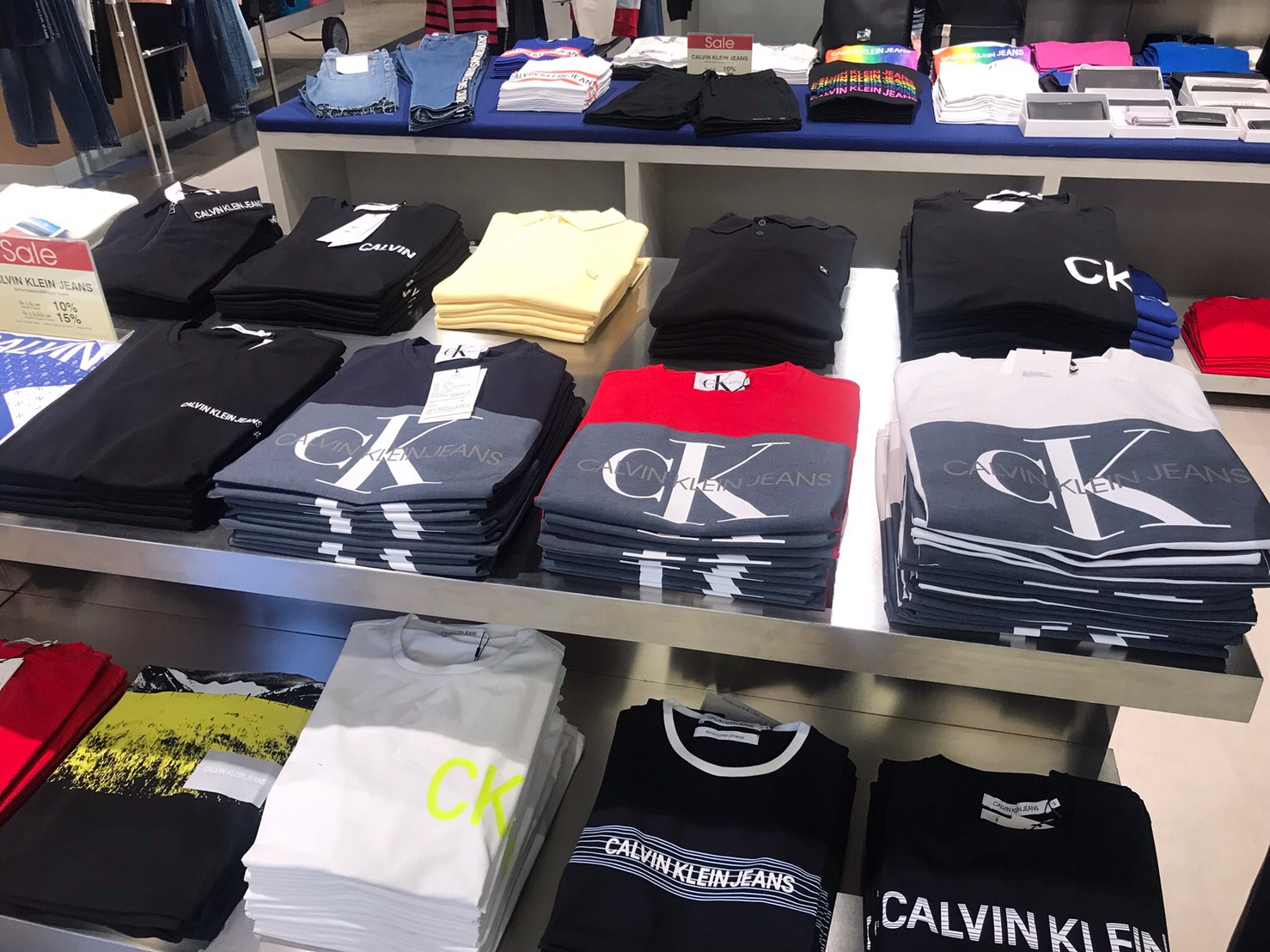 泰国centralworld商场购物,泰国曼谷大皇宫附近商场