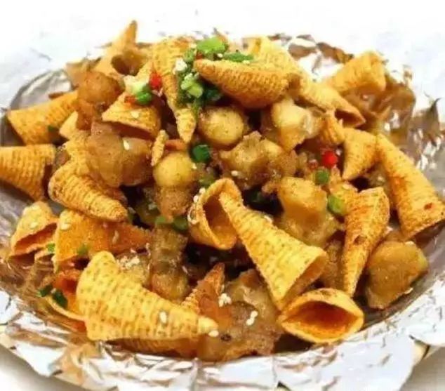 大学食堂最火烤鸭饭,天津学校烤鸭