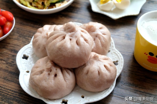 大包子的包子皮,妈妈蒸的大包子美味