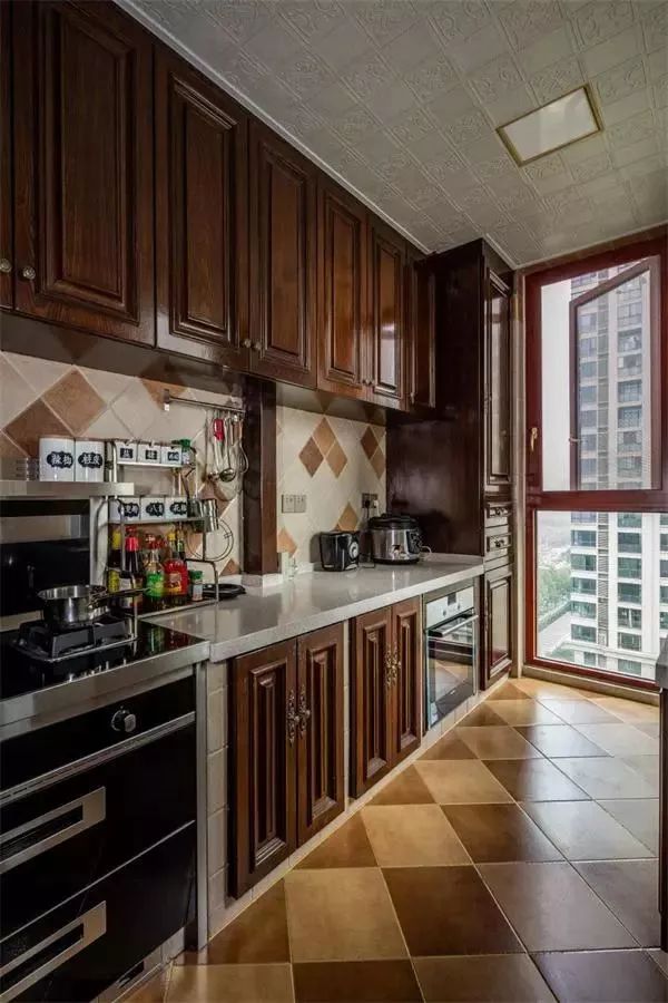 砖砌橱柜实用又实惠,砖砌橱柜不装门