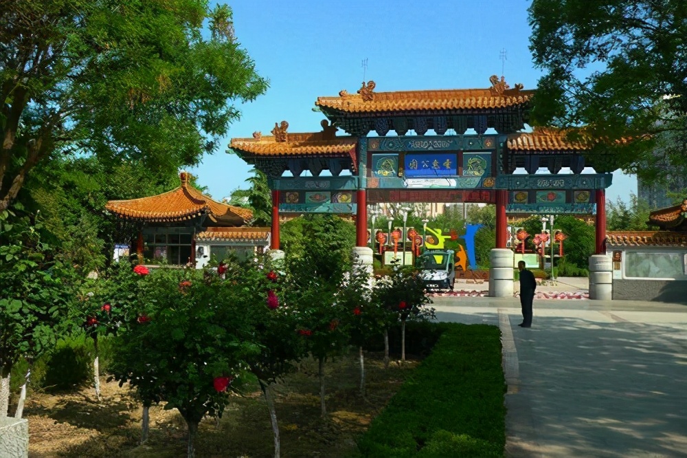 张家口旅游免费景点,张家口旅游攻略草原天地图