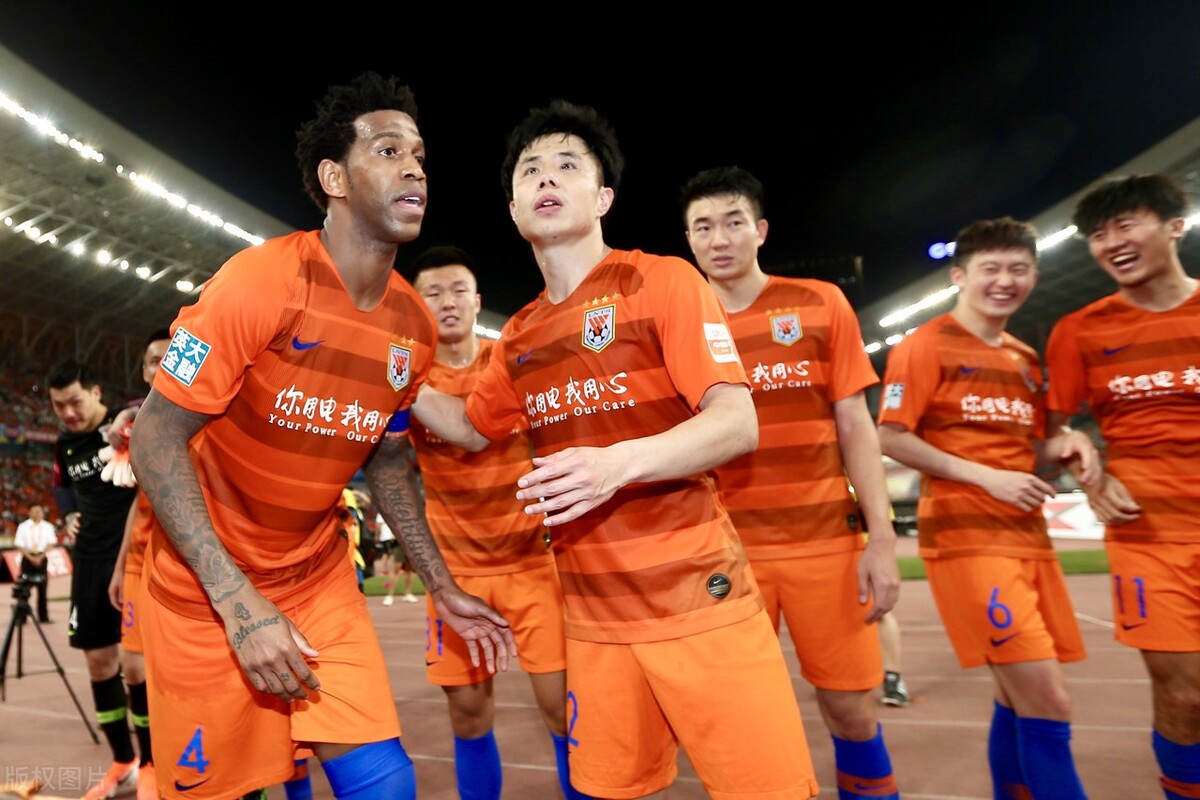 告别鲁能队长蒿俊闵，你用情义书写橙衣传奇