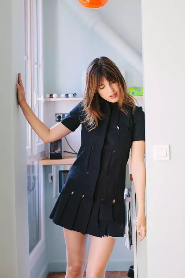 慵懒风穿搭美图来袭，收藏就按照这么穿，系列一