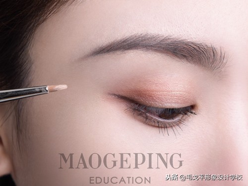 用什么眉笔画眉毛比较好看自然,初学画眉毛的步骤视频教程全集