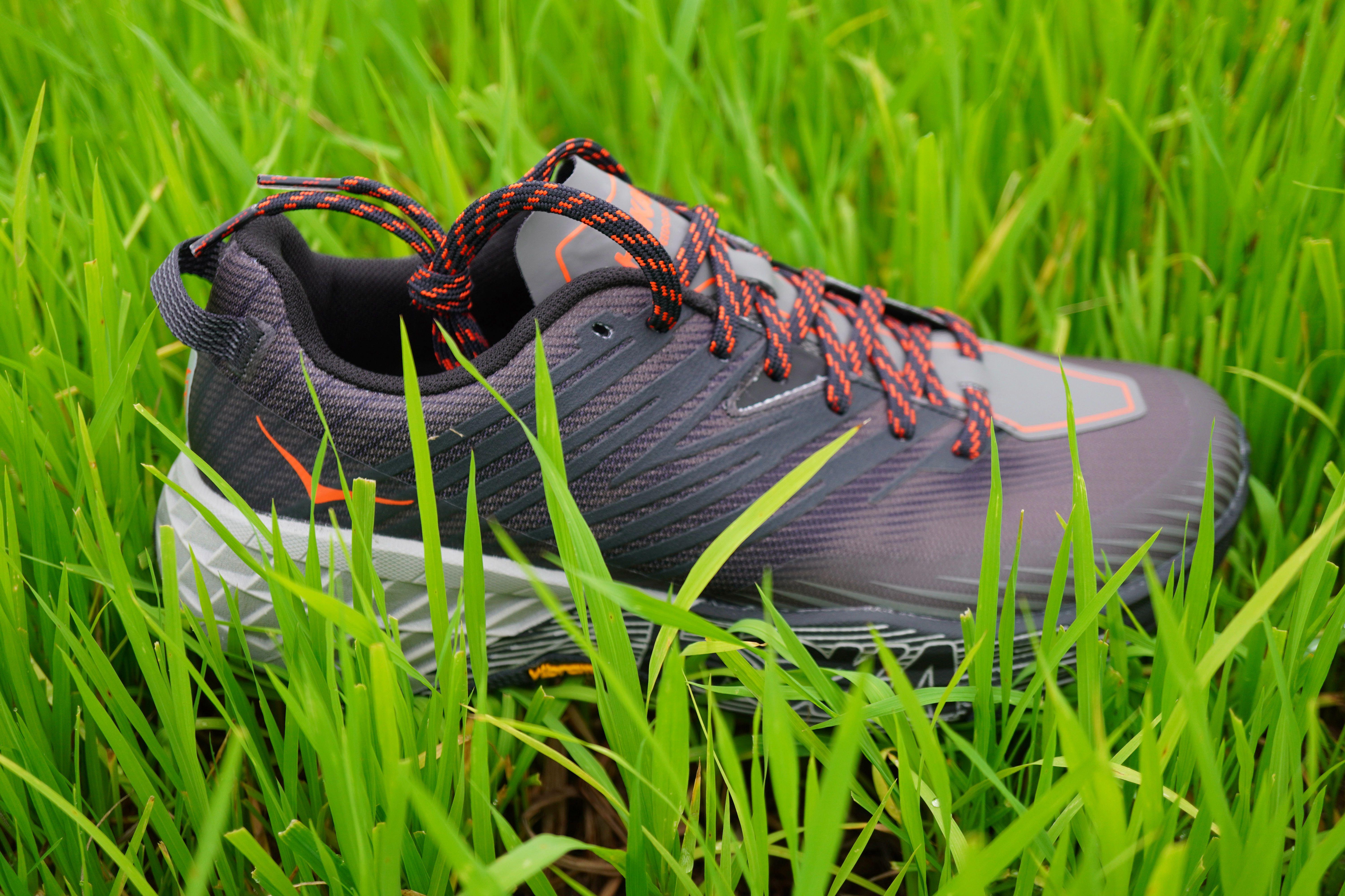 飞速羚羊4跑鞋祥云版,飞速羚羊4代跑鞋适合公路跑吗