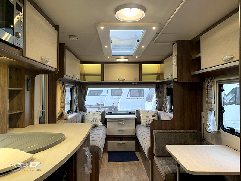 4.98万元拖挂房车,拖挂式房车2023款价格落地多少钱