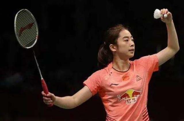 羽毛球高远球的练习方法,羽毛球发高远球练习方法