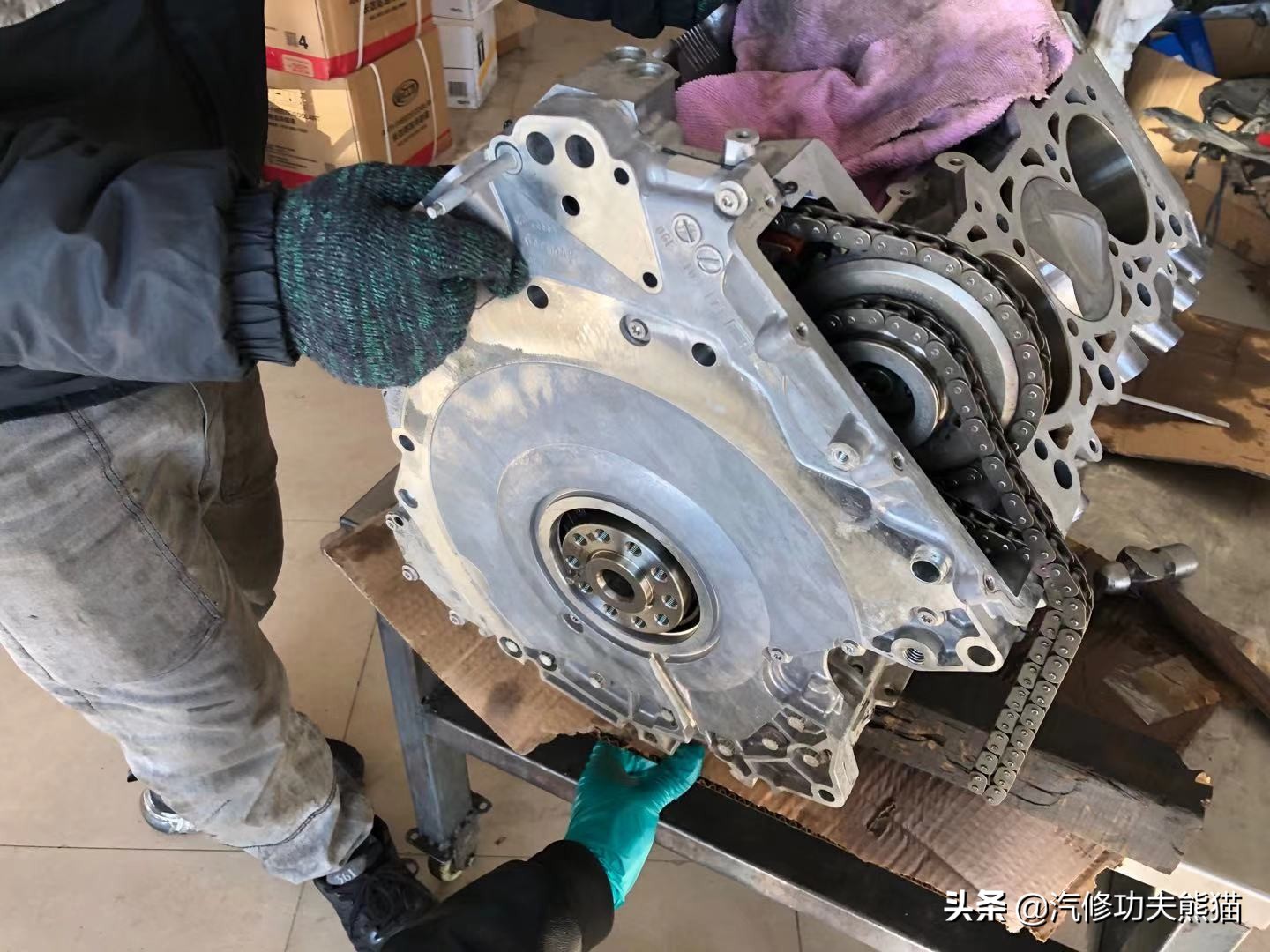 为什么都说奥迪a6l烧机油,奥迪a6l2.4烧机油原因分析