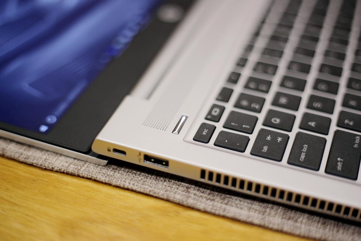 惠普战66笔记本电脑评测,惠普战66商务本测评