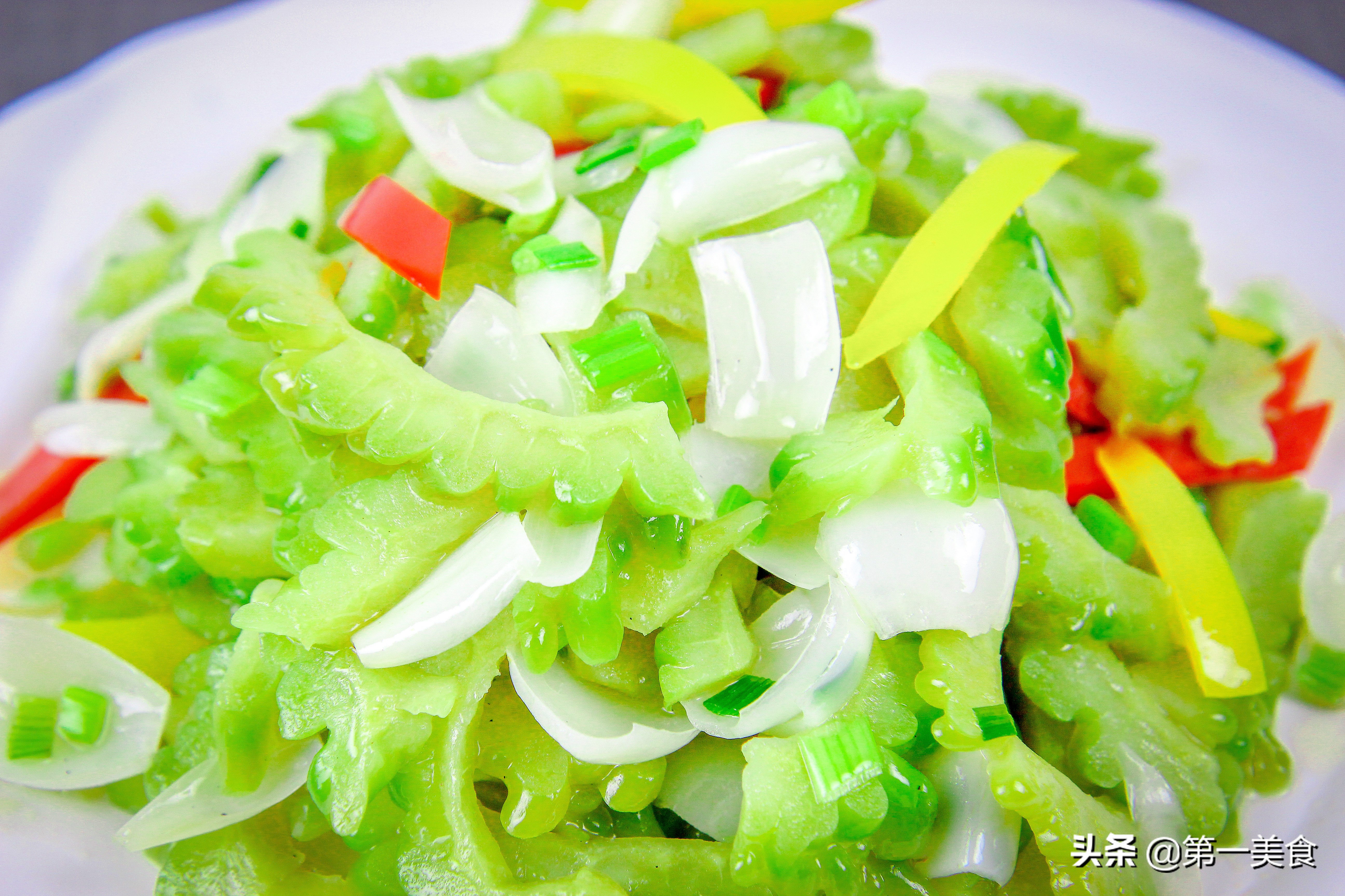 怎样炒苦瓜才能不苦,怎样炒苦瓜好吃又好看窍门