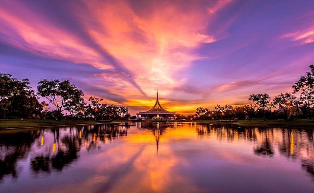 泰国旅游跟团好还是自由行划算,去泰国跟团游和自由行哪个好