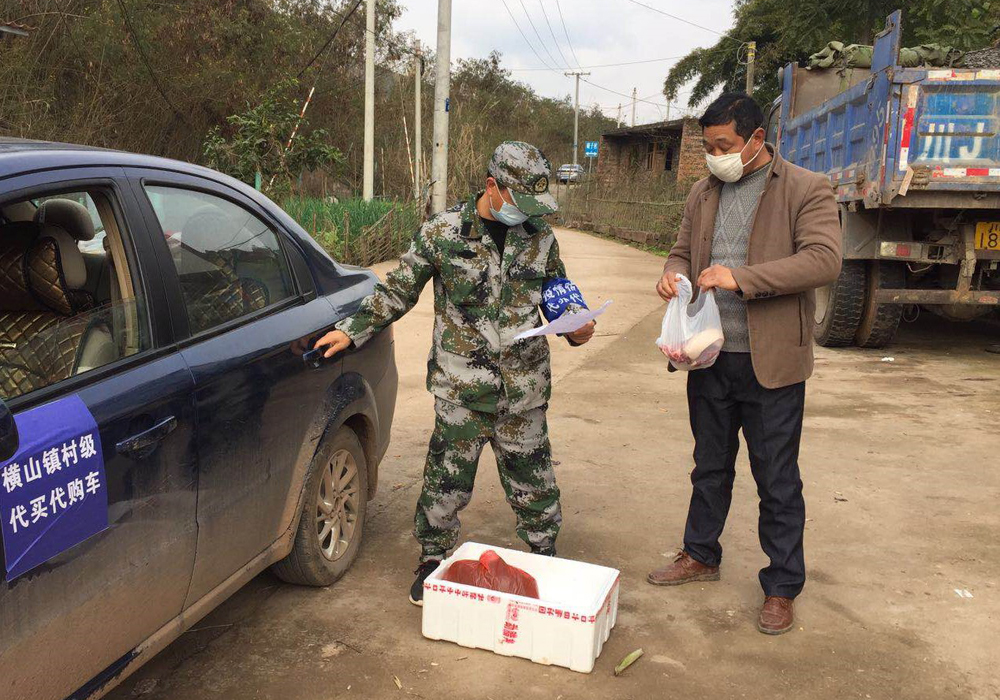 抗疫中的民警父子兵,抗疫父子齐上阵坚守岗位显初心