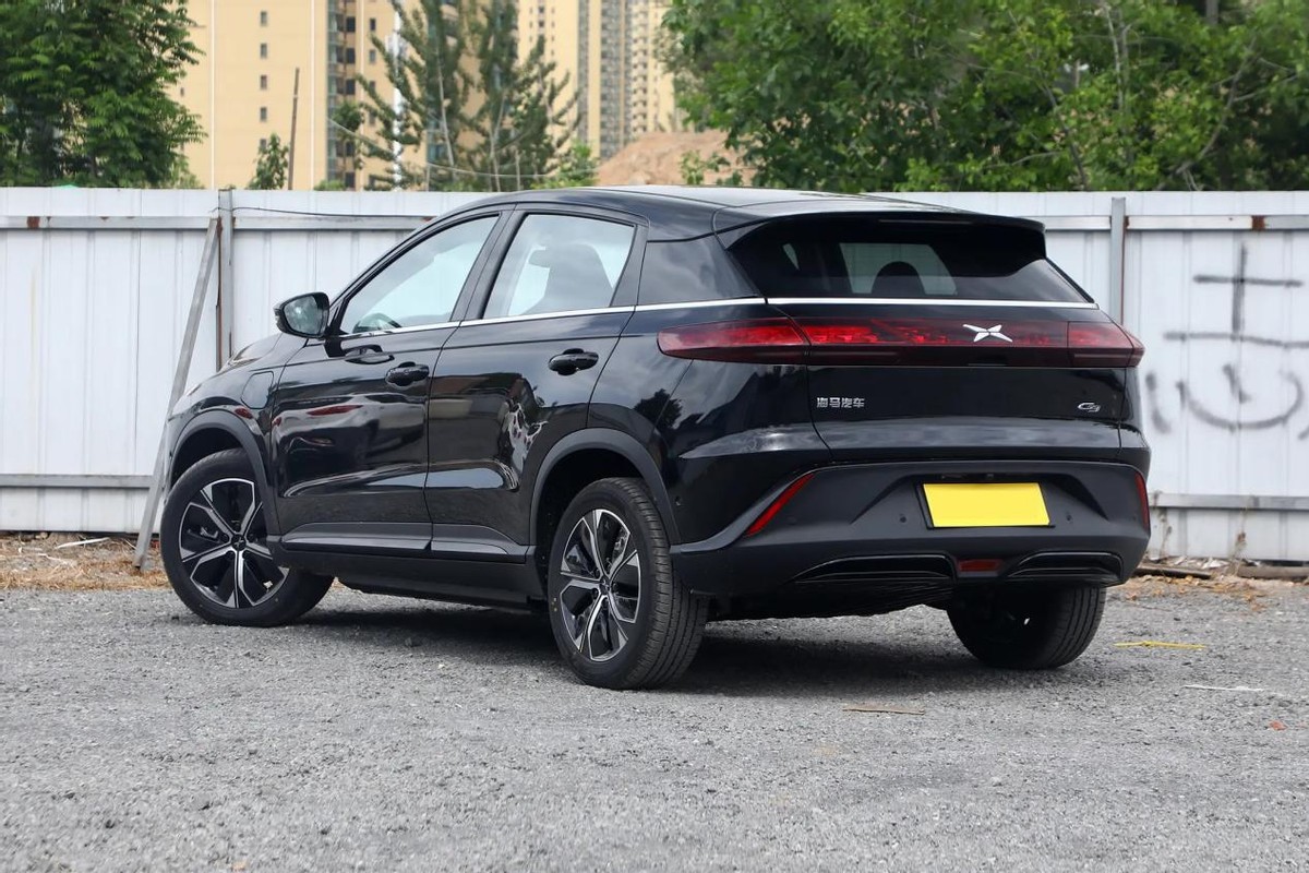 小鹏g3i460n与比亚迪宋plusev,小鹏最新suv曝光