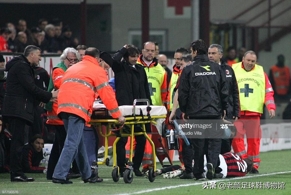 阿迪达斯猎鹰顶级测评,adidas猎鹰中端