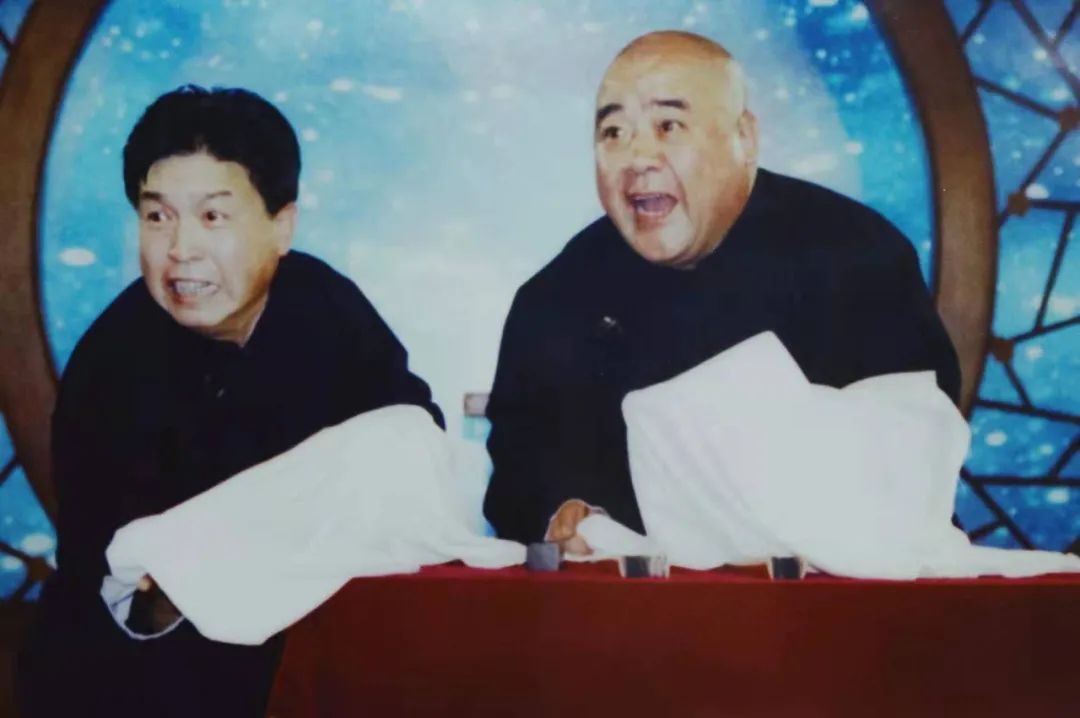 刘洪沂和郭德纲谁的辈分高,郭德纲和刘洪沂的关系