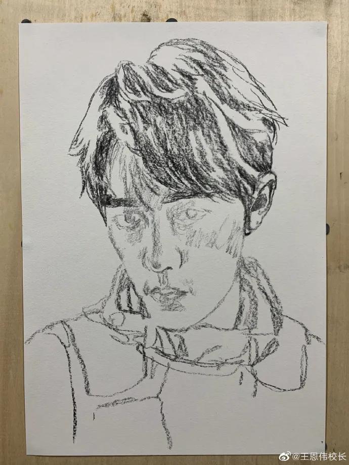 他画遍所有明星，画谁像谁，肖战、热巴、刘亦菲眼神看醉了