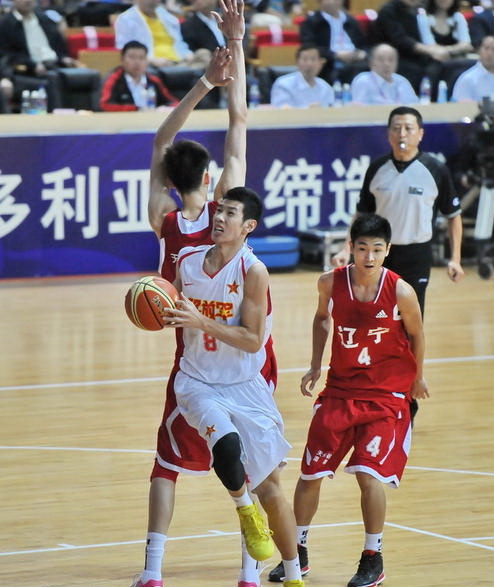 鍏ㄨ繍绡悆鐢峰瓙u18璧涚▼,鍏ㄨ繍浼氫笁浜虹鐞僽18