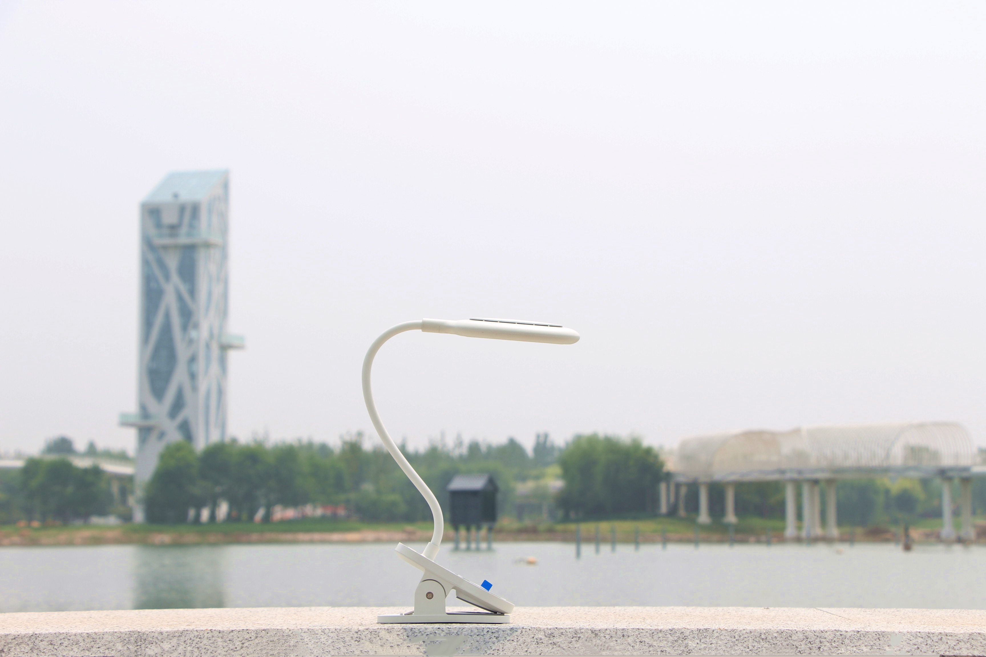 夜读学习更要护眼健康宜美床头夹子台灯