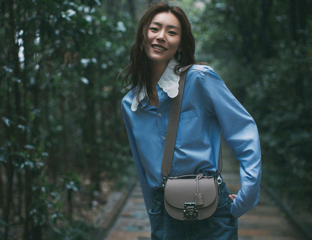 16年刘雯香奈儿白色套装多少钱,刘雯刘诗诗亮相香奈儿早春大秀