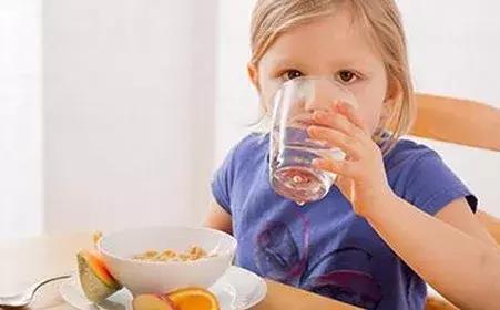 5岁女孩突发脑出血,5岁女孩突发脑溢血