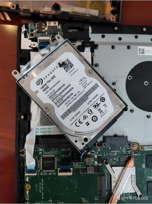 联想v320-14ikb更换硬盘,联想v310-15ikb拆机械硬盘