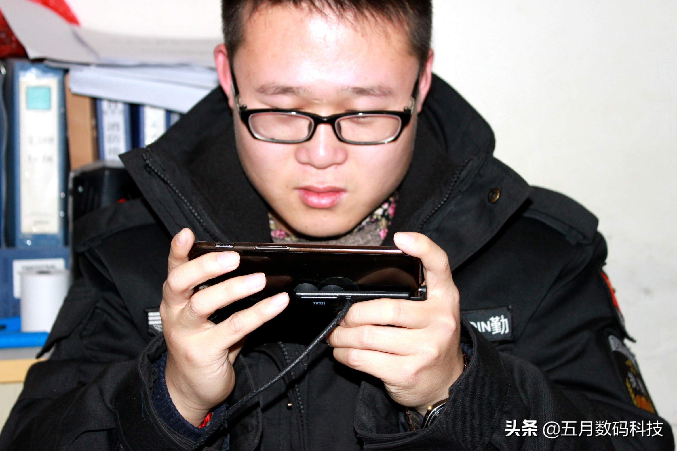 iZEAL艾泽游戏数据线，完美邂逅，成功吃鸡