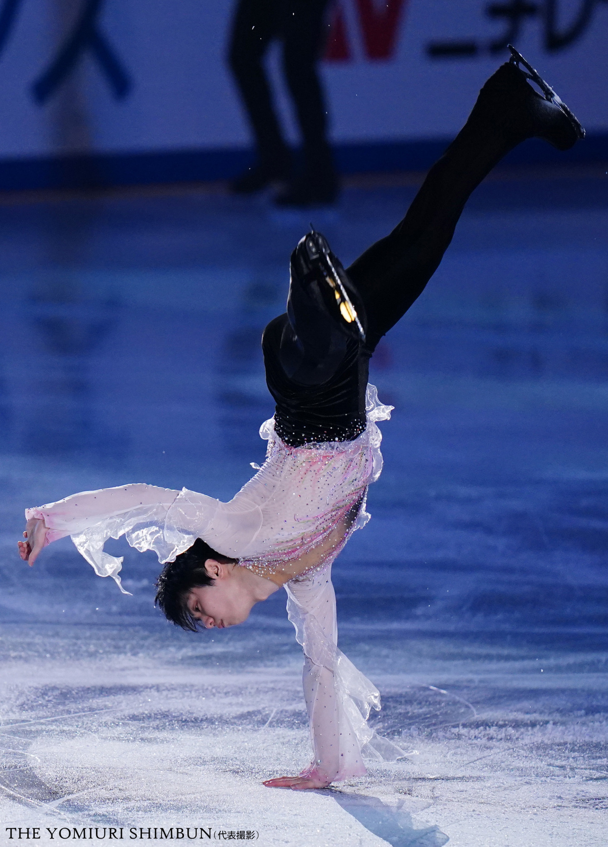 羽生结弦是个什么样的人,羽生结弦封神之战视频央视解说