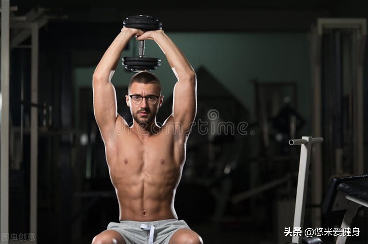 哑铃初学者如何锻炼臂力,如何用哑铃训练小臂肌肉和力量