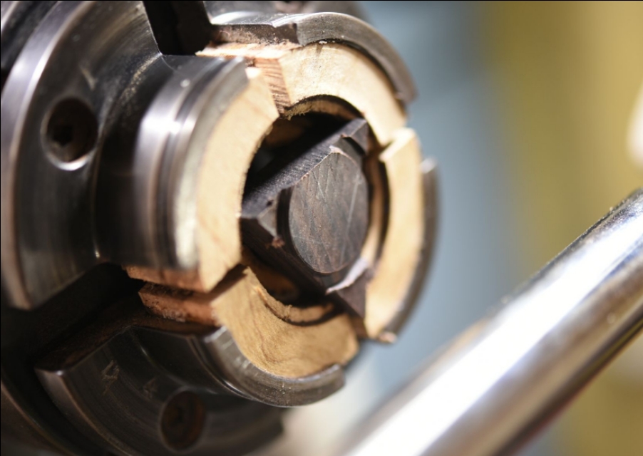 手工制作木质月牙吊坠,手工菱形吊坠的制作方法