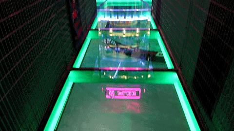 许昌科技广场下面竟然藏着一个卡丁车俱乐部，在朋友圈秒变酷盖