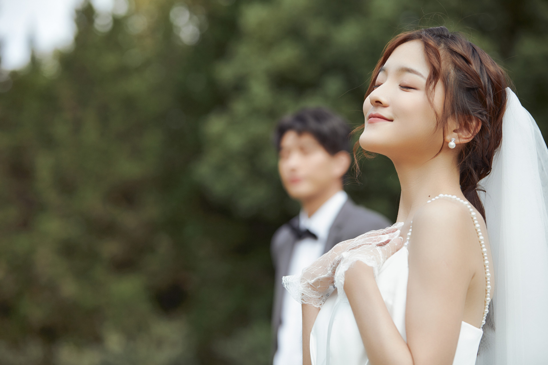 见不得光的爱情真的好累,原来见不得光的从来都不叫爱情