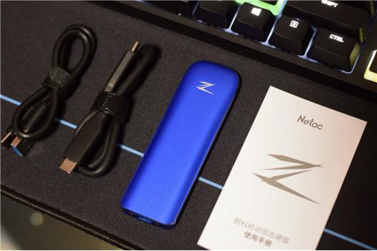 朗科zslim移动固态硬盘,nvme高速固态硬盘推荐