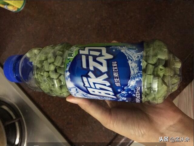 自制酸豆角，第二天瓶底鼓了怎么办？来！这么做照样嘎崩脆