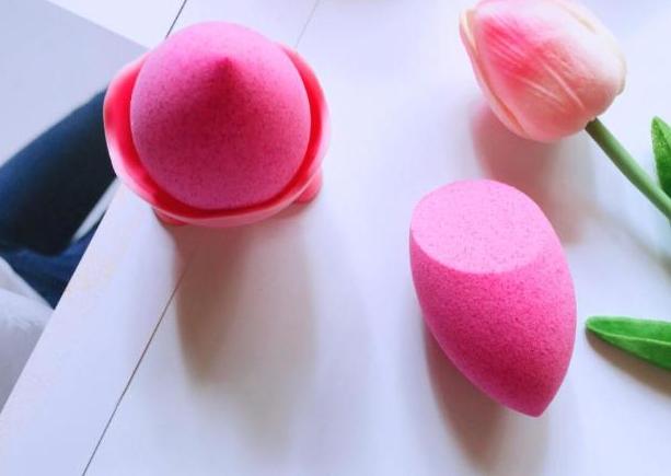 涂bb霜怎么防止起皮,涂bb霜的正确方法不卡粉