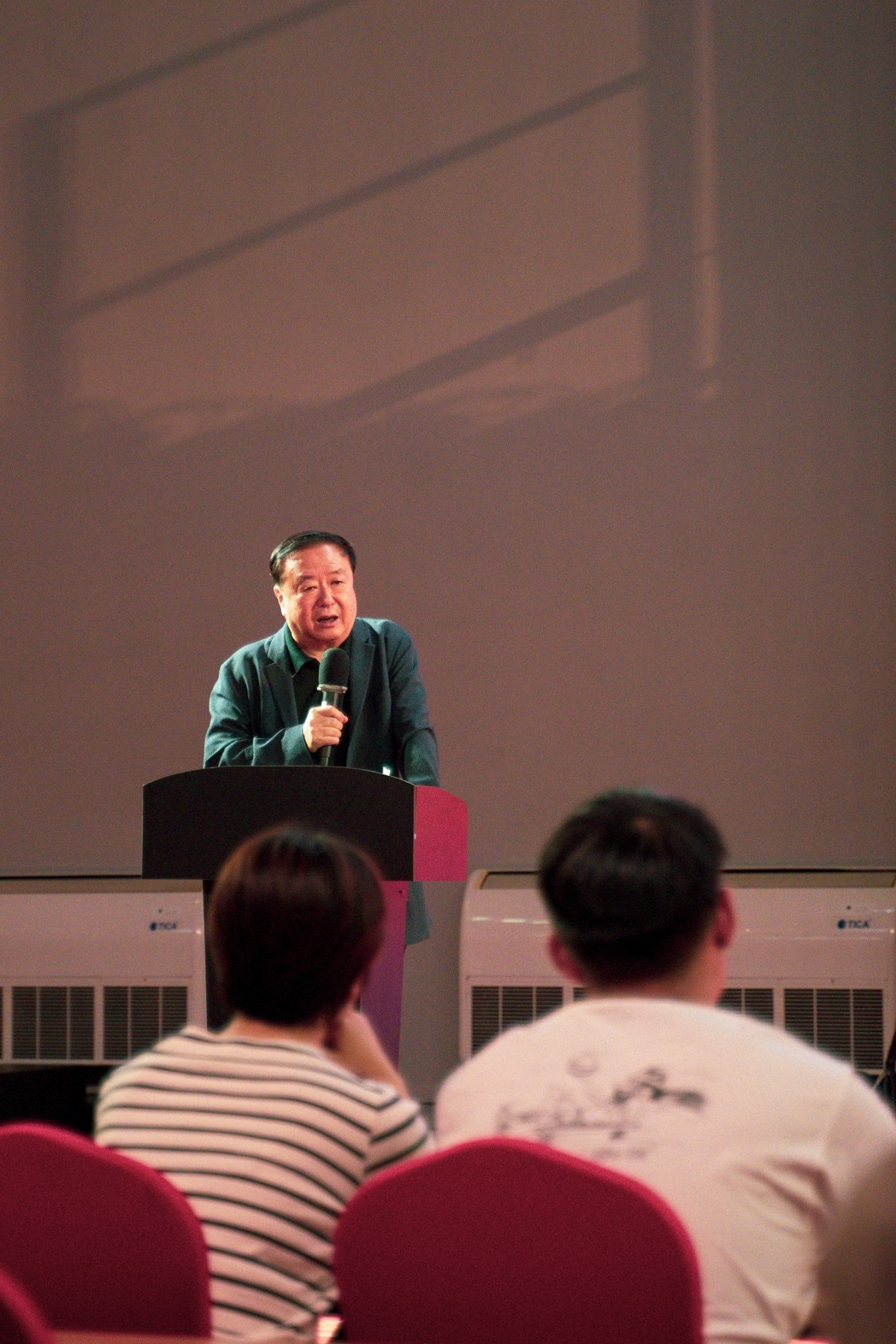 不仅仅是皮革,海清潮静——海宁