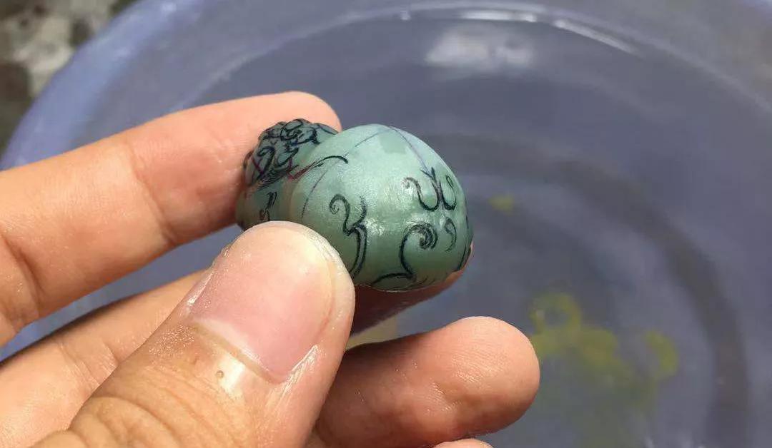 圆雕有几件,圆雕所表现出的视觉价值