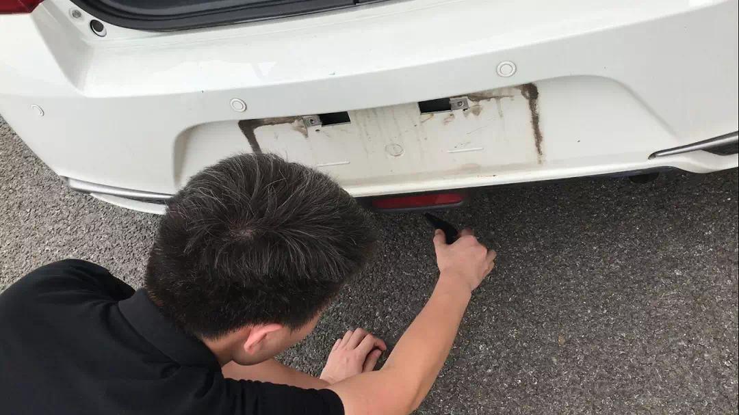 鉴别二手车车况方法,二手车鉴定六步看车法