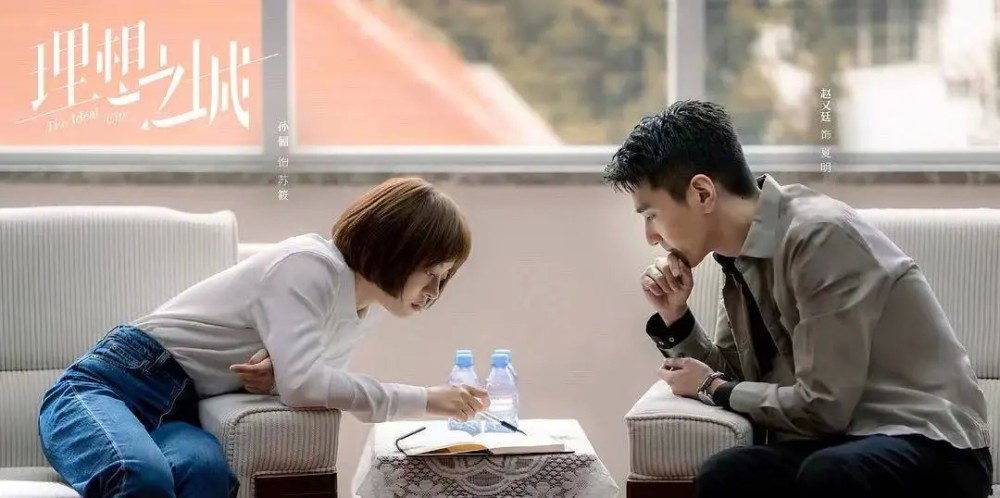 靠父亲上位的赵又廷,赵又廷一出道就拿影帝