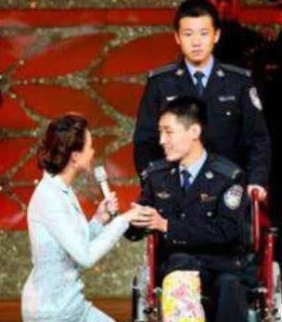 最美主持人李思思究竟是怎么了,央视主播李思思素颜