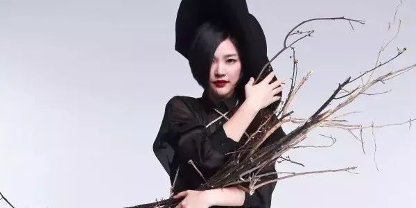 花店行业千亿级细分赛道,花艺行业的上下游产业有哪些