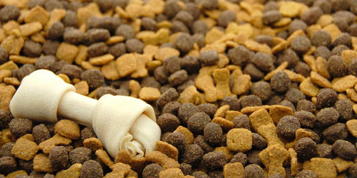 新手买狗买什么狗粮比较好,给狗买狗粮哪种狗粮最好