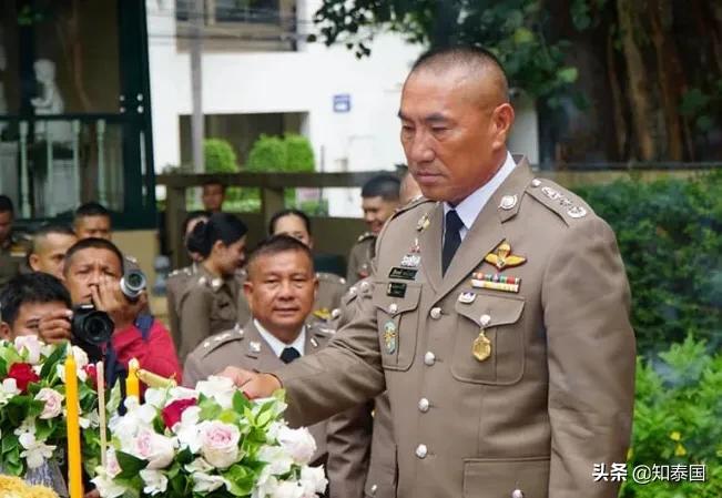 泰国警方要小费,泰国警察要小费